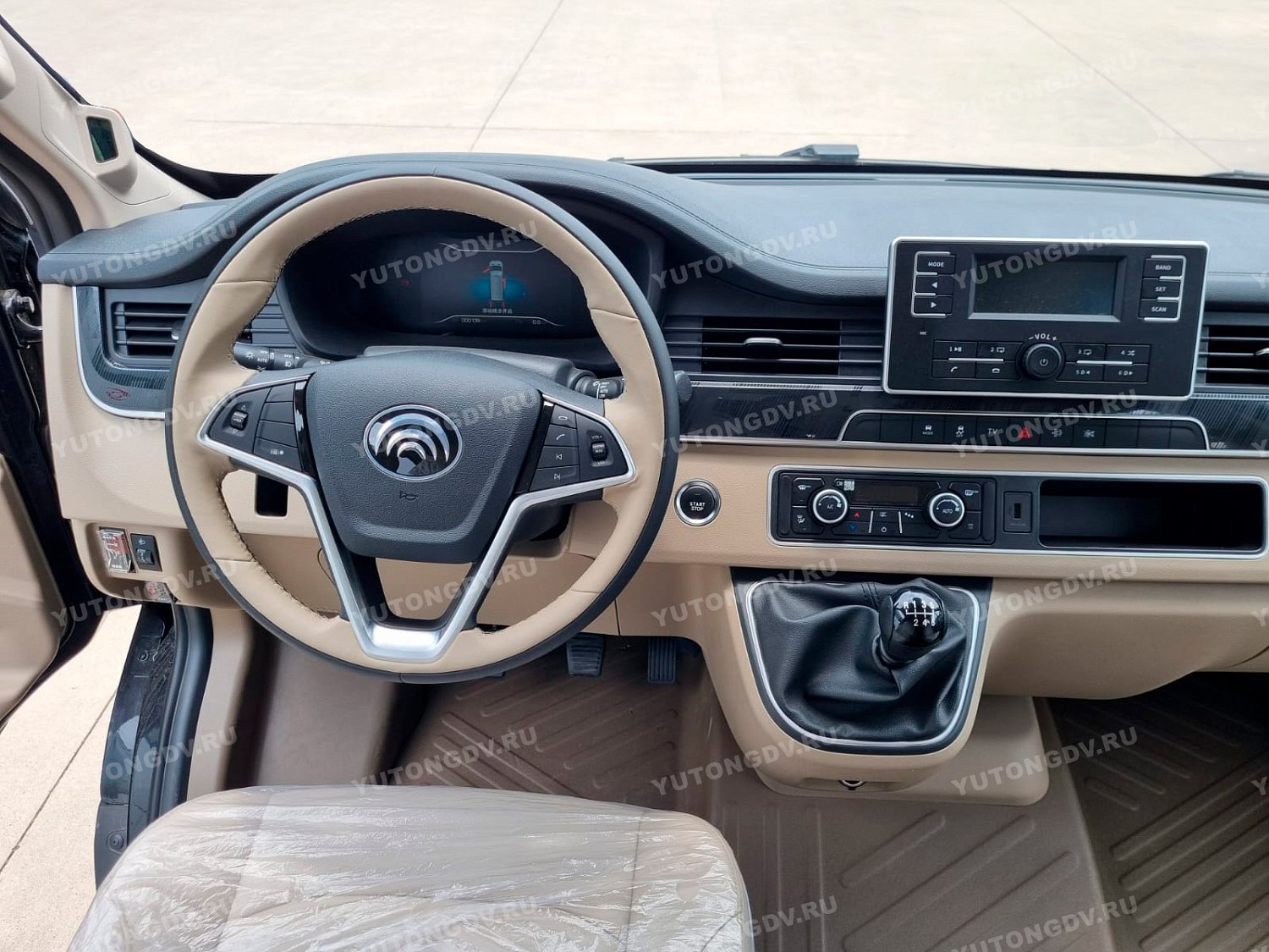 Микроавтобус Yutong ZK6600DQ (V6)