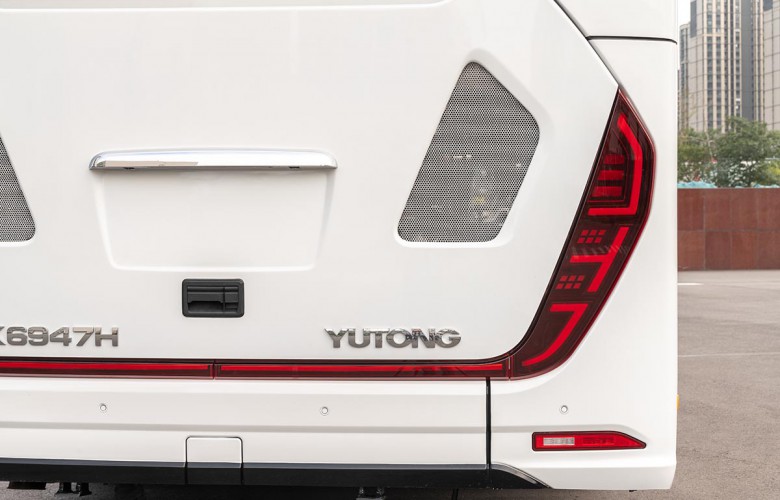 Завод YUTONG презентовал новую модель Ютонг 6947