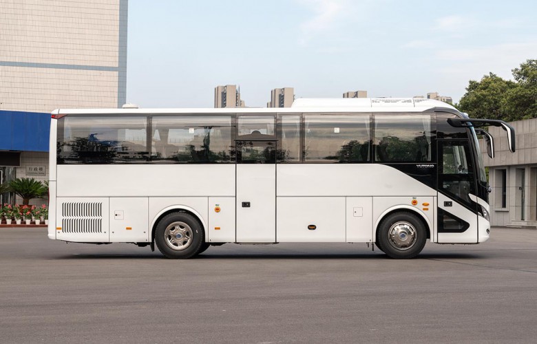 yutong-6947-diesel-5-c780x500.jpg