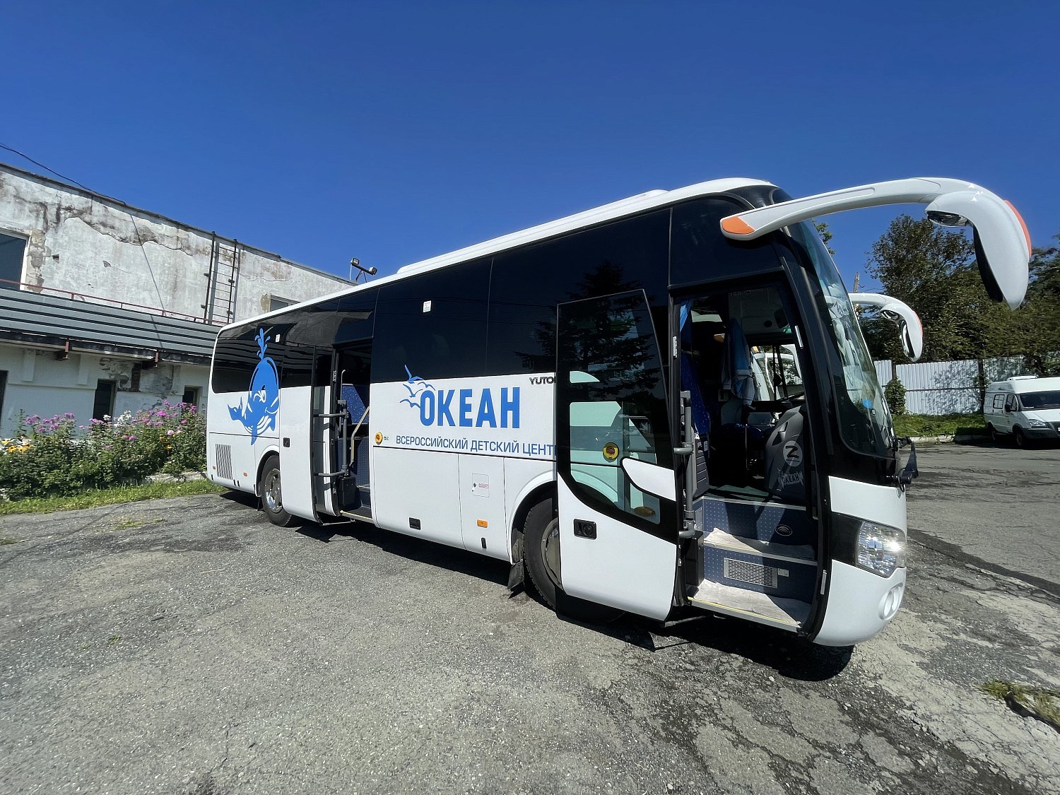 Автобусы для всероссийского детского центра «ОКЕАН»